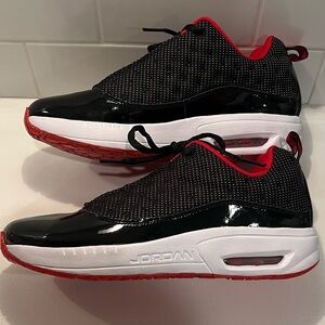 Excellent!!! Nike Air Jordan CMFT Viz Air 13 Kids Size 6Y!